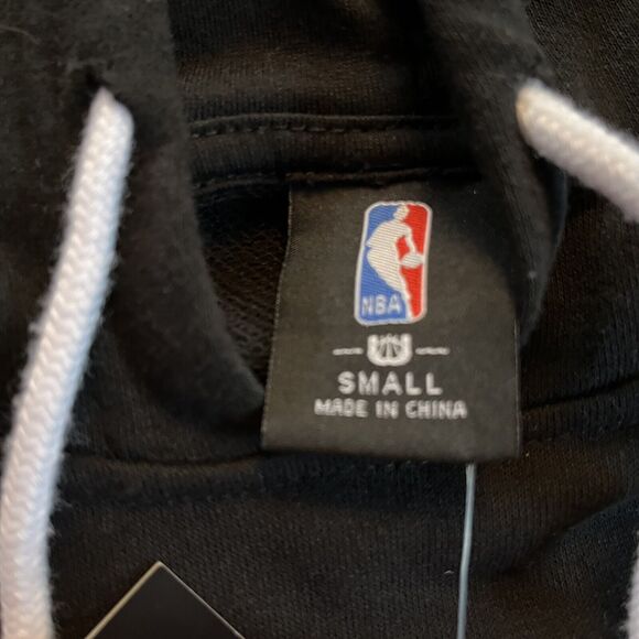 CLEVELAND CAVALIERS NBA SHORT SLEEVE HOODIE ADULT SMALL NWT NEW CAMO SWEATSHIRT - Picture 7 of 11